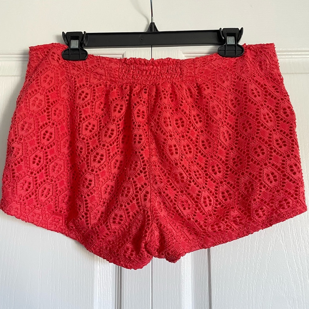 EUC Rewind Women’s Crochet Lace Shorts in Coral - Large - Picture 2 of 6
